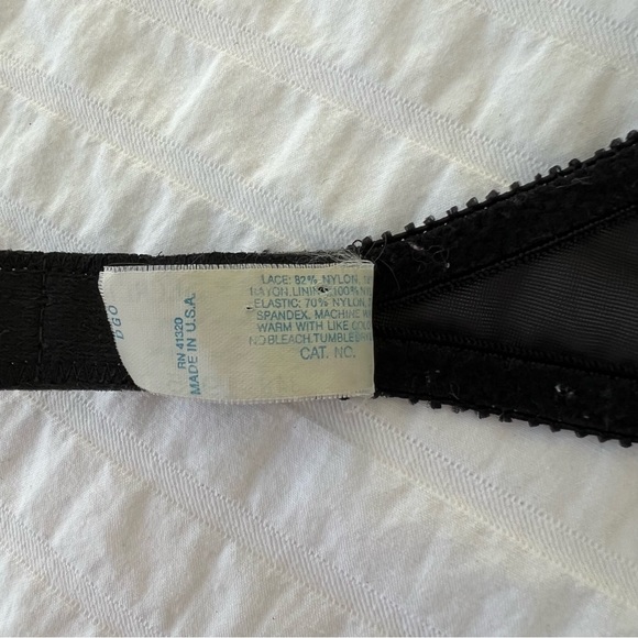 Rare VTG 1980s Victoria's Secret Pink and Black Lace Balconette Bra, 34B - Picture 11 of 11